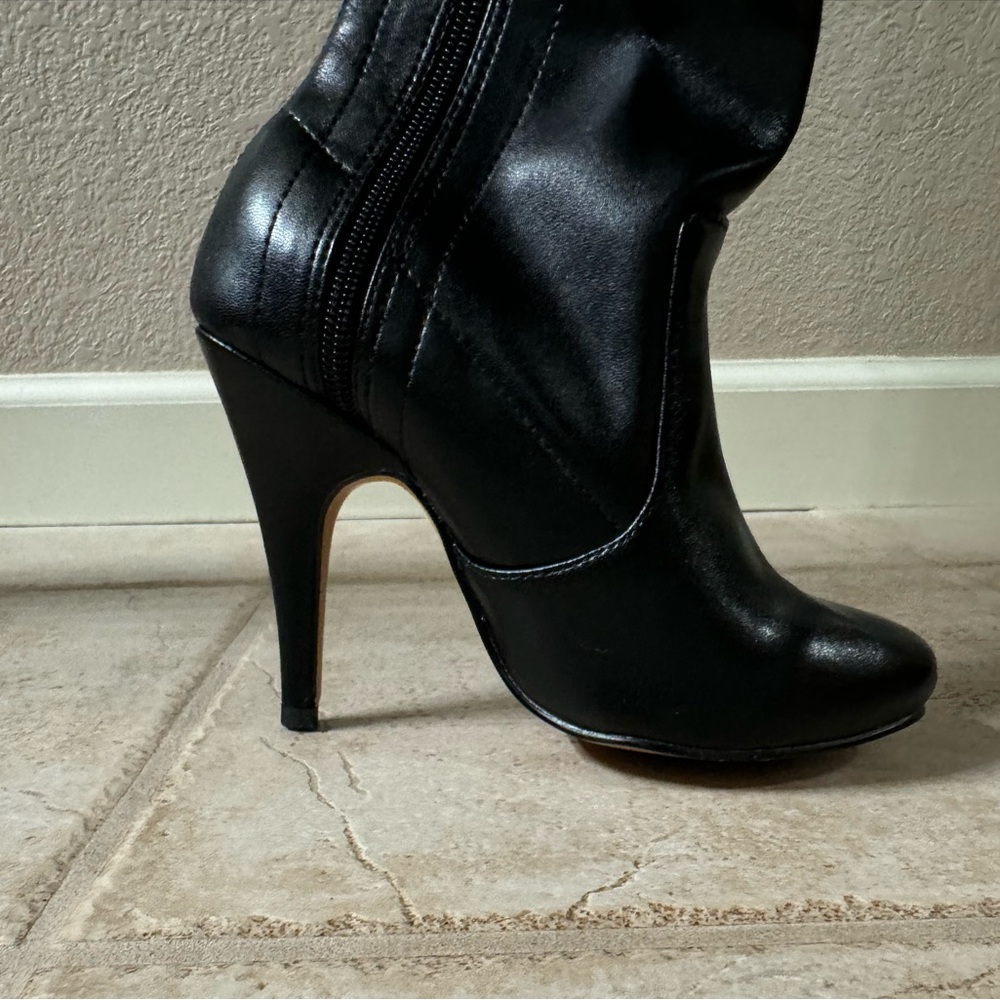 BURJU Garter Boots - Picture 7 of 10